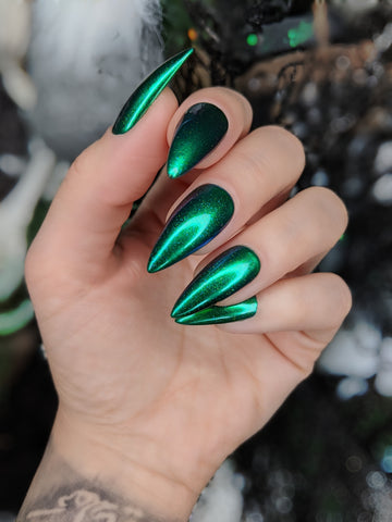 Evergreen Magic - Press on Nails, Nail decals, Nails